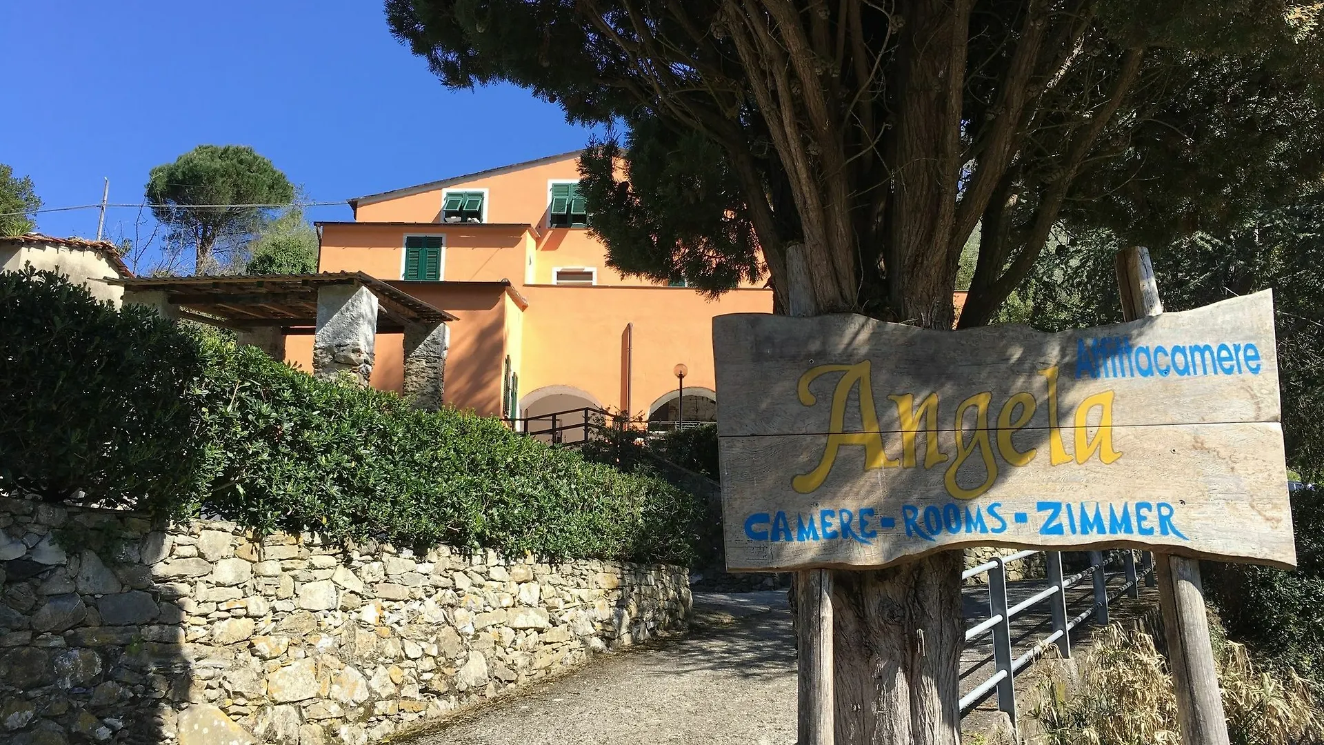 Affittacamere Angela Levanto Italy